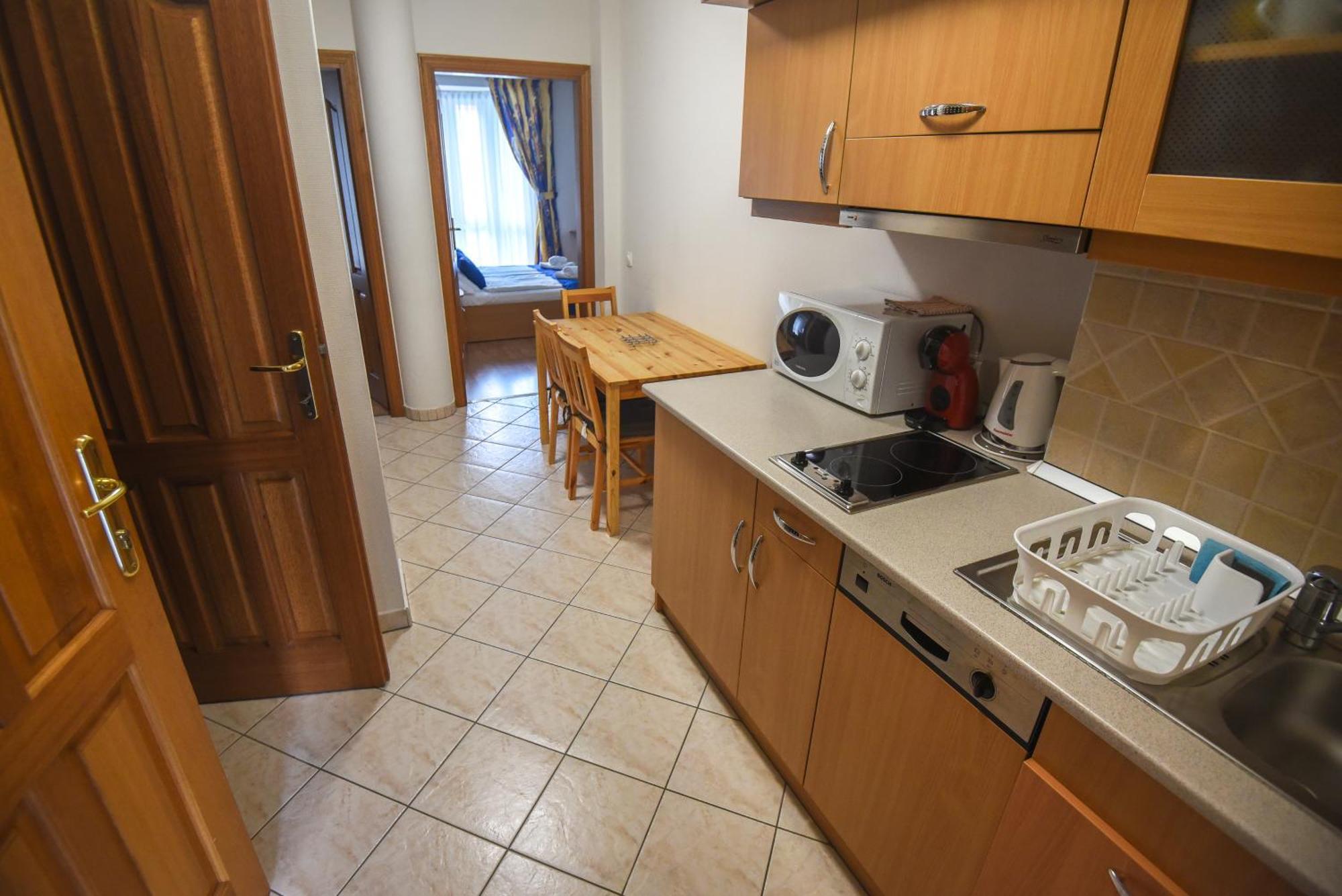 Amore Apartmanhaz Шиофок Экстерьер фото